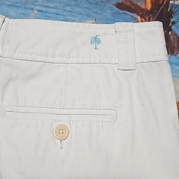 Lilly Pulitzer Resort Fit White Shorts Size 6 - Picture 6 of 6